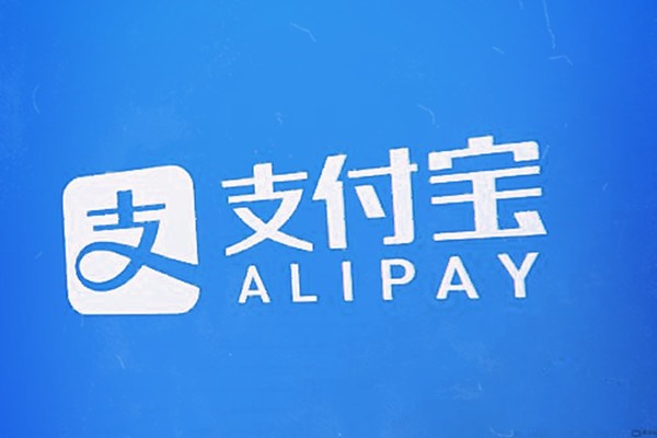 不需要女生实名的认证的聊天软件有没有？